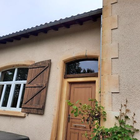 Chez Line Et Pierre: Appartement Spacieux, Lumineux Et Equipe La Bastide-de-Sérou Esterno foto