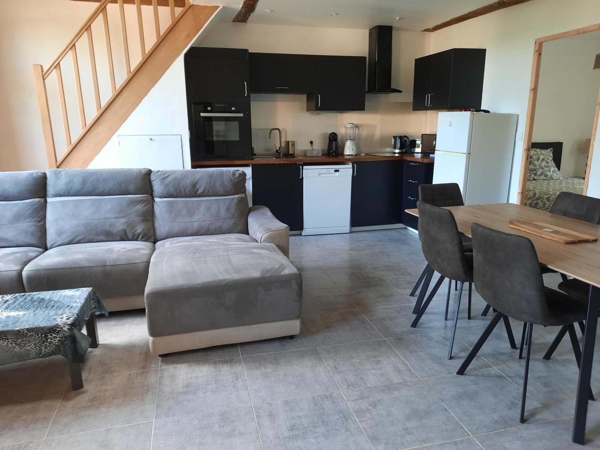 Chez Line Et Pierre: Appartement Spacieux, Lumineux Et Equipe La Bastide-de-Sérou Esterno foto
